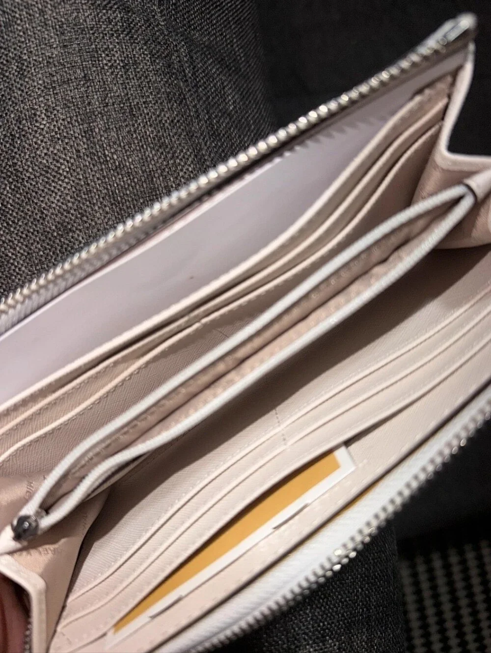 NWT Michael Kors Jet Set Travel Continental Wallet White